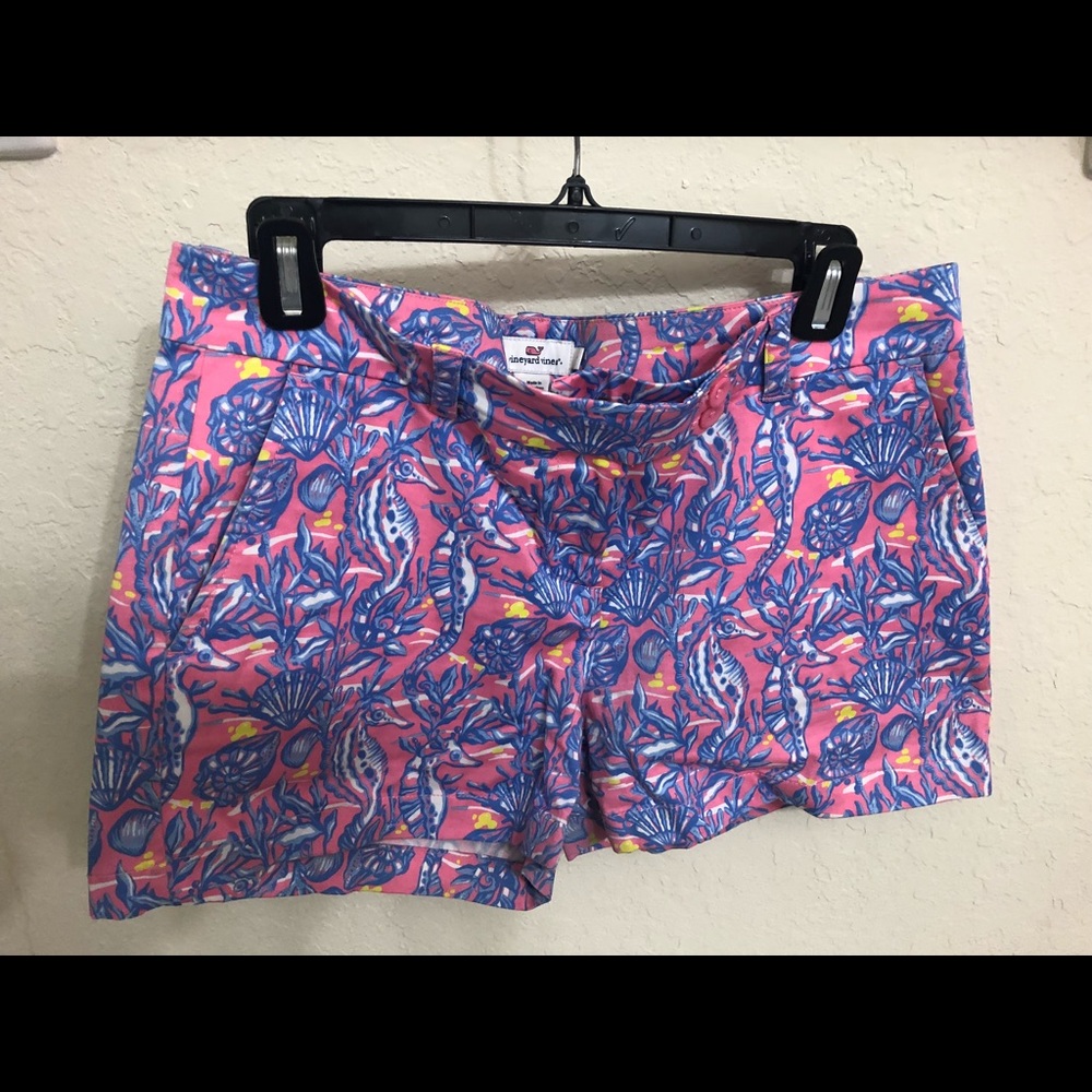 Vineyard Vines Women’s Shorts - Seahorses
